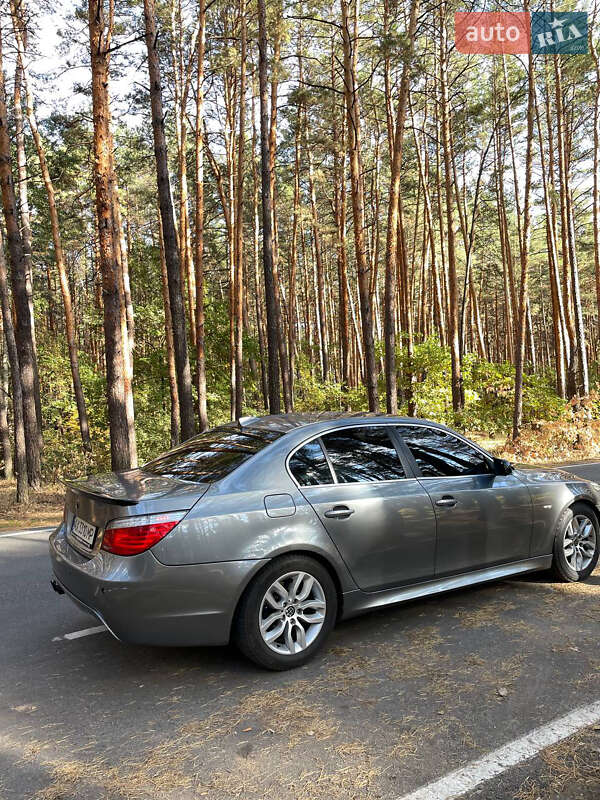 Седан BMW 5 Series 2007 в Харкові