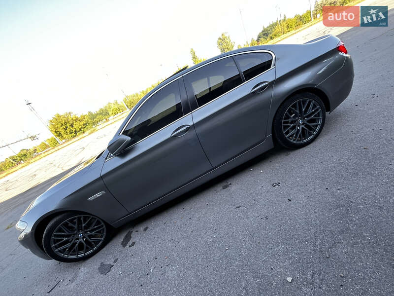 Седан BMW 5 Series 2010 в Вінниці