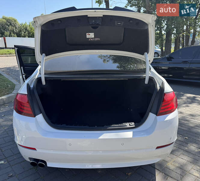 Седан BMW 5 Series 2011 в Львове фото 31 Седан BMW 5 Series 2011 в Львове