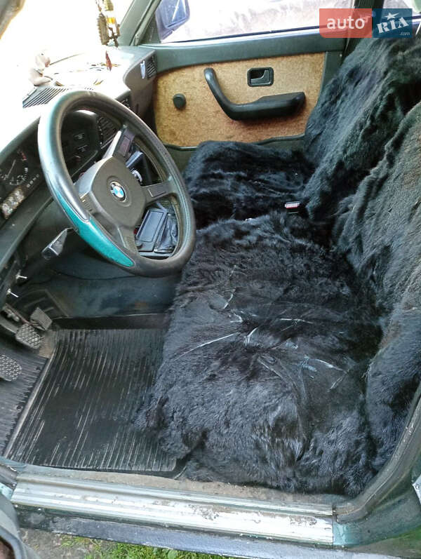 Седан BMW 5 Series 1984 в Корюковке