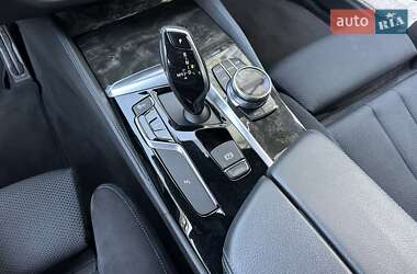 Седан BMW 5 Series 2018 в 