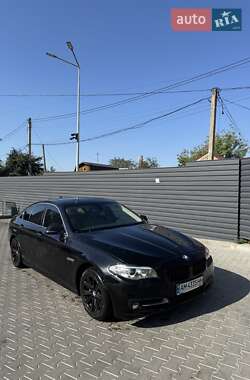Седан BMW 5 Series 2015 в Житомире