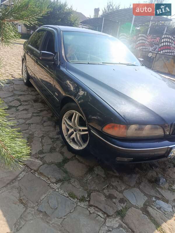 BMW 5 Series 1998