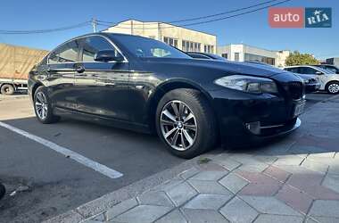 Седан BMW 5 Series 2010 в 