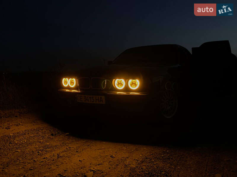 Седан BMW 5 Series 1995 в Чернівцях