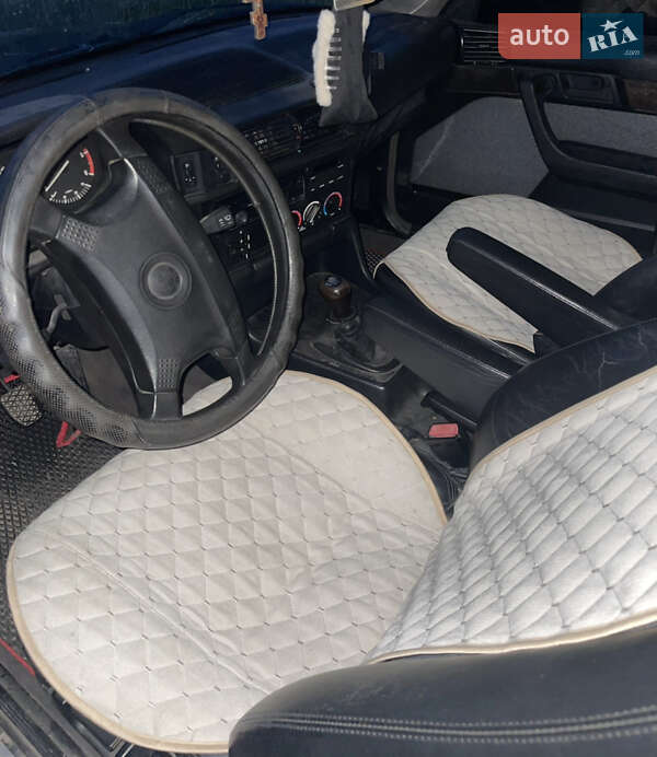 Седан BMW 5 Series 1995 в Чернівцях
