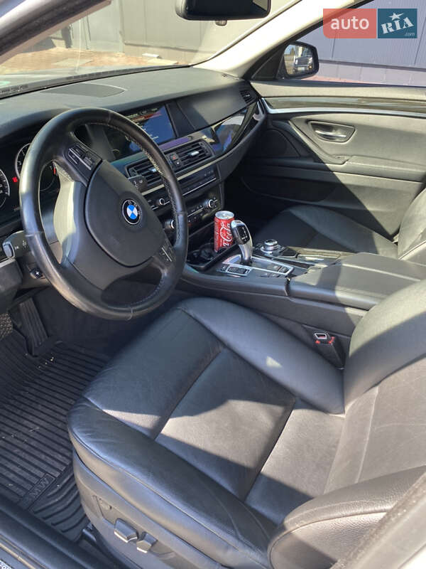 Седан BMW 5 Series 2012 в Корсунь-Шевченківському