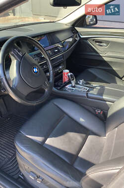 Седан BMW 5 Series 2012 в 