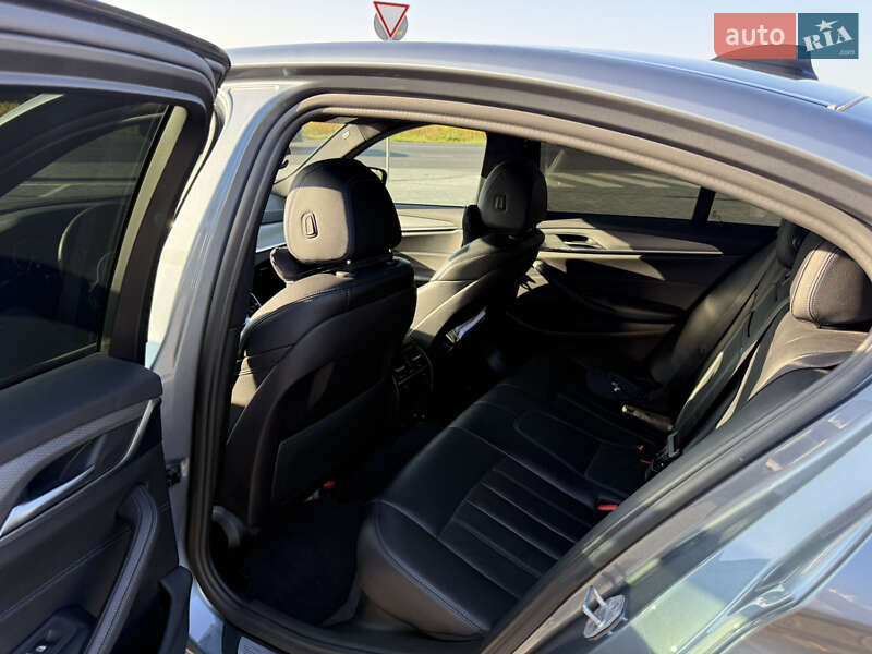 Седан BMW 5 Series 2017 в Луцьку