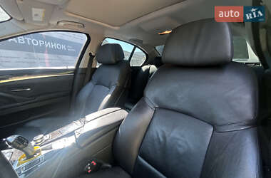 Седан BMW 5 Series 2012 в  фото 14 Седан BMW 5 Series 2012 в