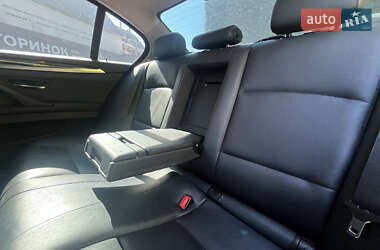 Седан BMW 5 Series 2012 в  фото 22 Седан BMW 5 Series 2012 в