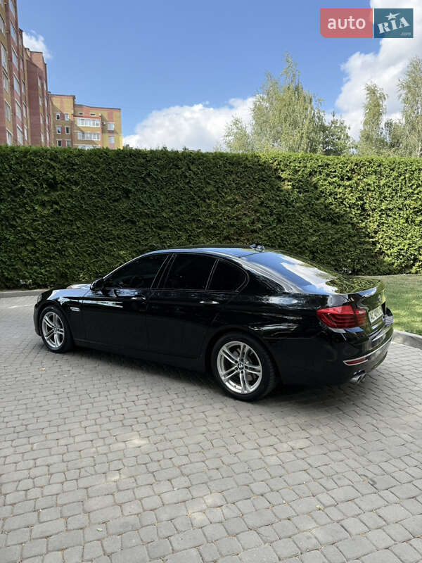 Седан BMW 5 Series 2014 в Луцке