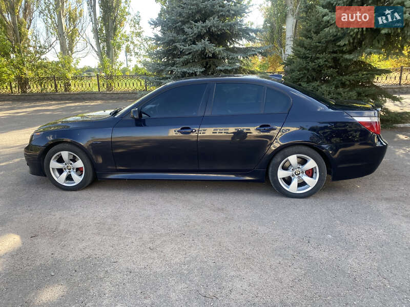 Седан BMW 5 Series 2004 в Великой Александровке фото 3 Седан BMW 5 Series 2004 в Великой Александровке
