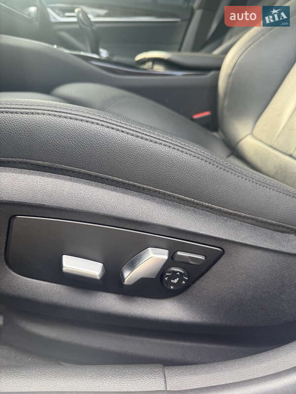 Седан BMW 5 Series 2018 в Киеве