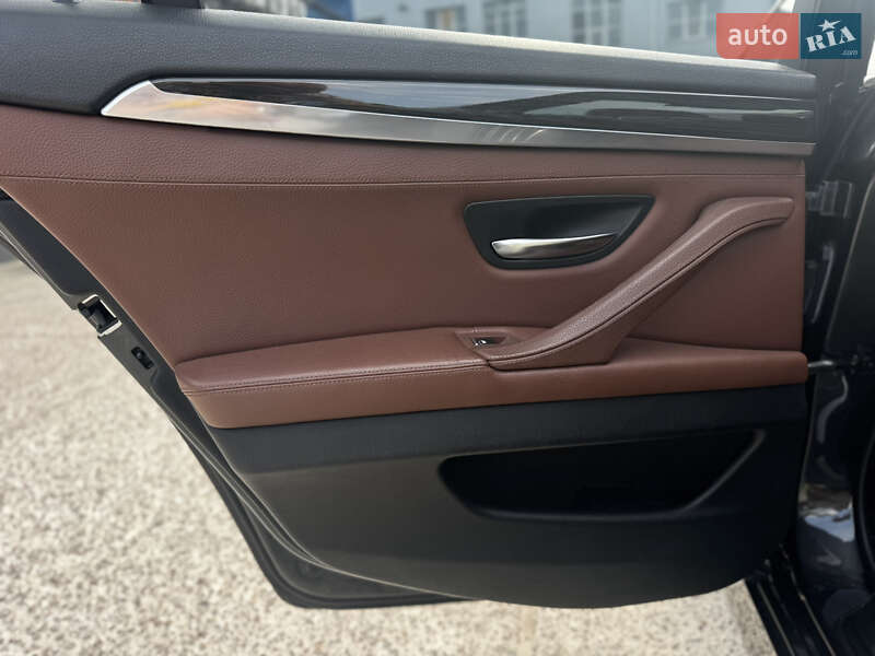 Седан BMW 5 Series 2010 в Житомирі фото 31 Седан BMW 5 Series 2010 в Житомирі