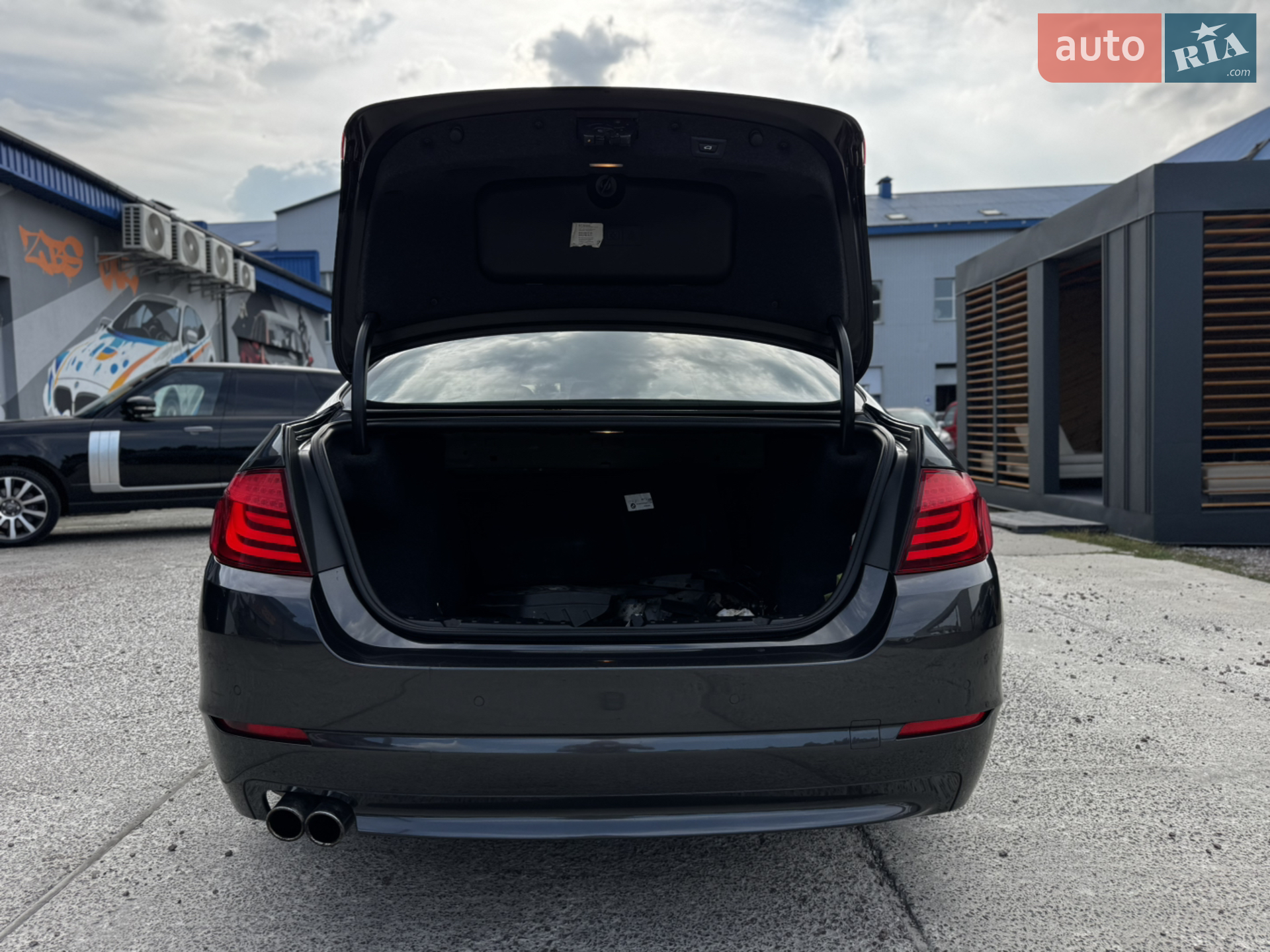 2010 BMW 5er - мініатюра 35
