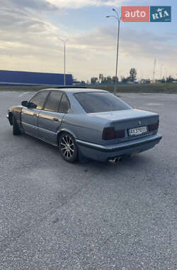 Седан BMW 5 Series 1988 в 
