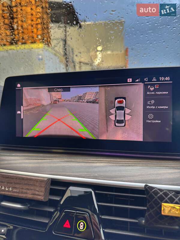 Седан BMW 5 Series 2019 в Львові