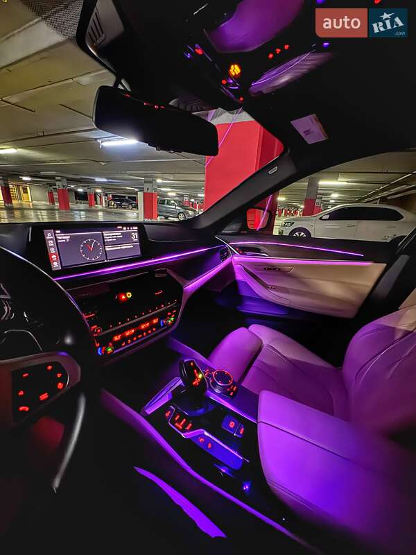 Седан BMW 5 Series 2019 в Львові