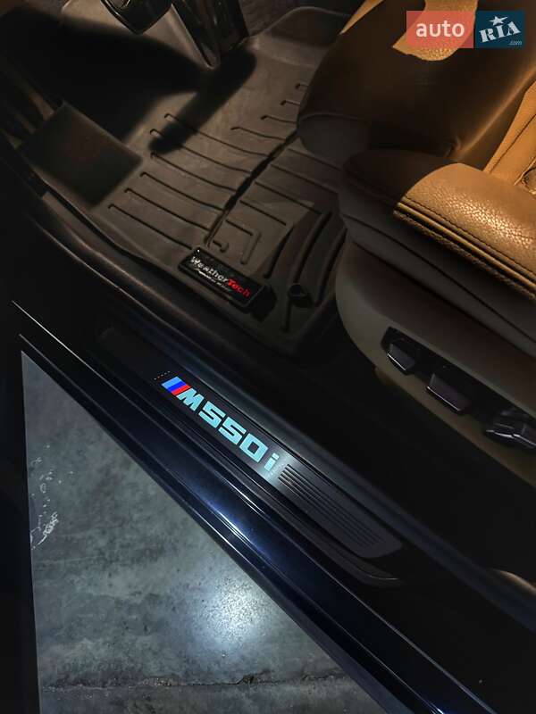 Седан BMW 5 Series 2019 в Львові