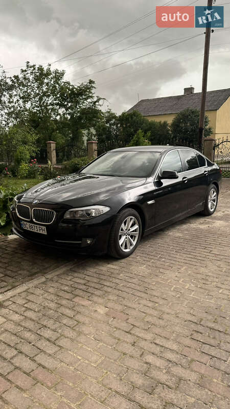 BMW 5 Series 2012
