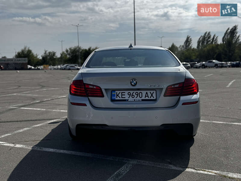 Седан BMW 5 Series 2015 в Дніпрі