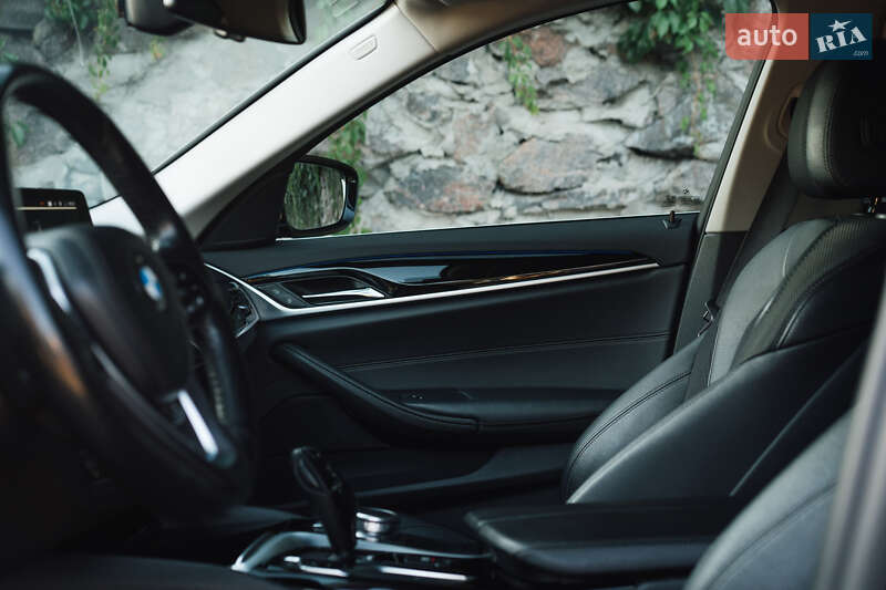Седан BMW 5 Series 2019 в Кременчуге