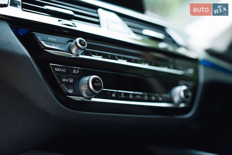 Седан BMW 5 Series 2019 в Кременчуге