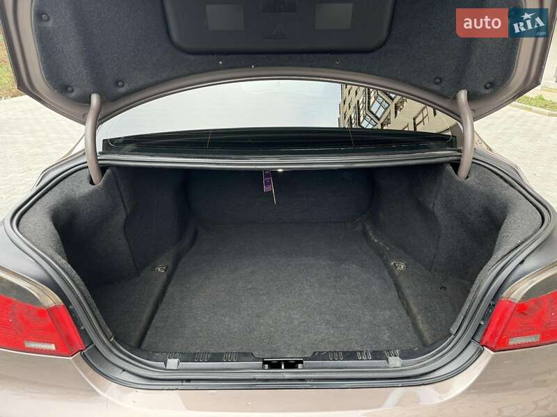 Седан BMW 5 Series 2006 в Черноморске фото 21 Седан BMW 5 Series 2006 в Черноморске