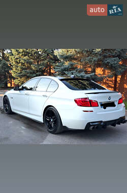 Седан BMW 5 Series 2012 в Дніпрі