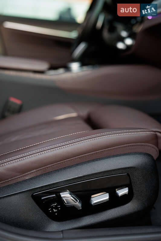 Седан BMW 5 Series 2021 в Дніпрі фото 28 Седан BMW 5 Series 2021 в Дніпрі