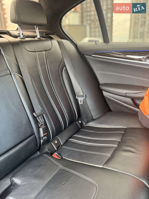 Седан BMW 5 Series 2021 в Киеве фото 34 Седан BMW 5 Series 2021 в Киеве
