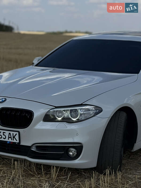 Седан BMW 5 Series 2016 в Балті