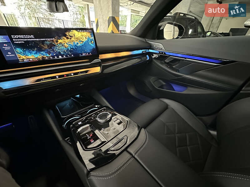 Седан BMW 5 Series 2024 в Киеве фото 17 Седан BMW 5 Series 2024 в Киеве