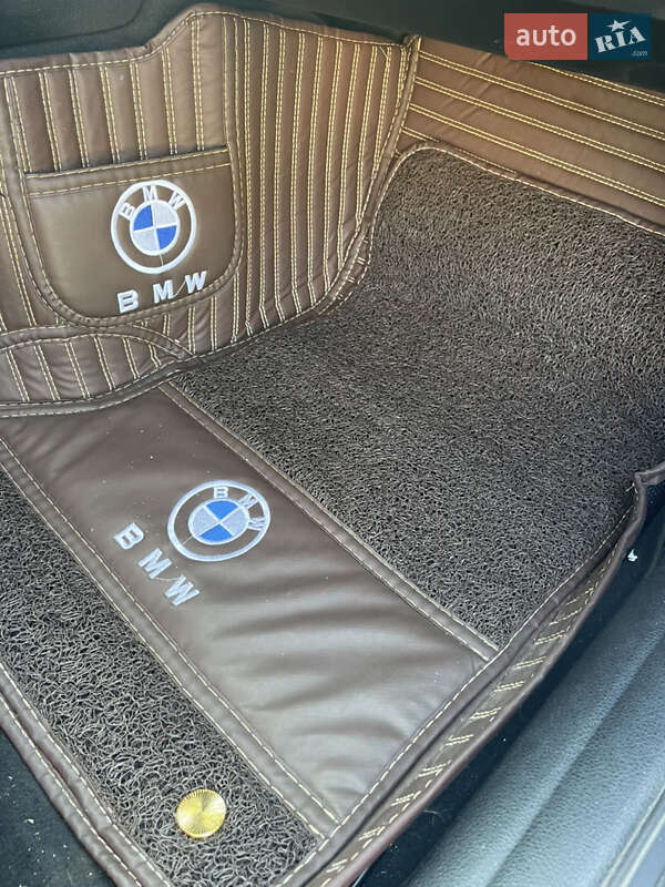 Седан BMW 5 Series 2011 в Виннице