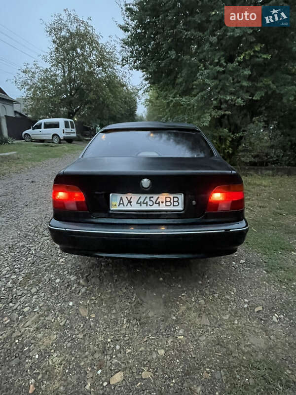 Седан BMW 5 Series 1999 в Чернівцях