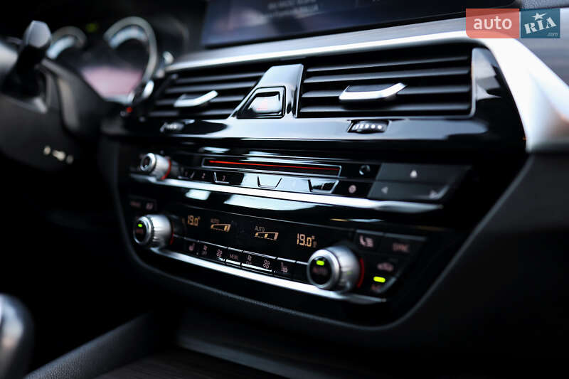 Седан BMW 5 Series 2017 в Ивано-Франковске фото 23 Седан BMW 5 Series 2017 в Ивано-Франковске