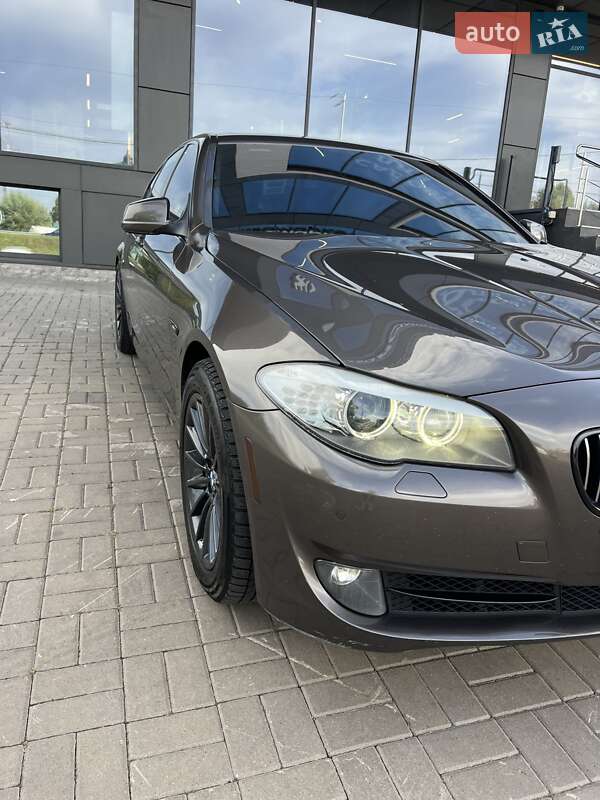 Седан BMW 5 Series 2012 в Києві