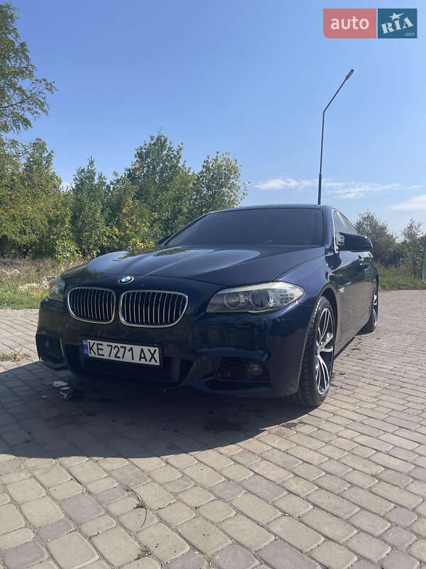 Седан BMW 5 Series 2013 в Першотравенську