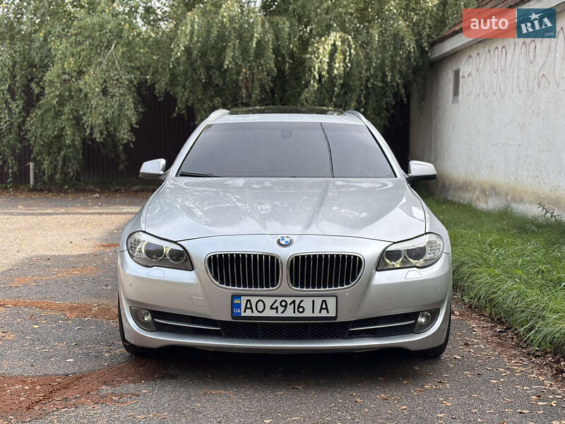 BMW 5 Series 2011