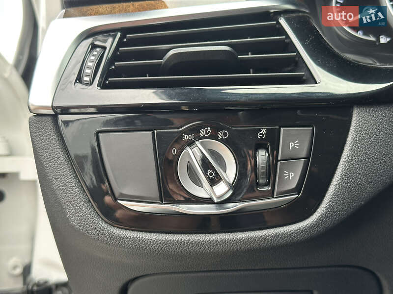 Седан BMW 5 Series 2018 в Харкові