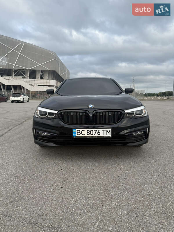 Седан BMW 5 Series 2017 в Львові