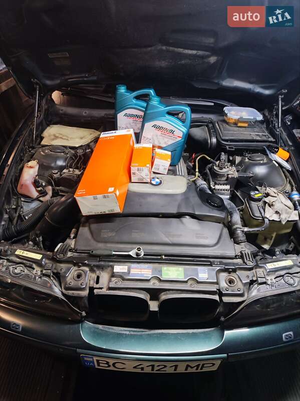 Універсал BMW 5 Series 2003 в Львові