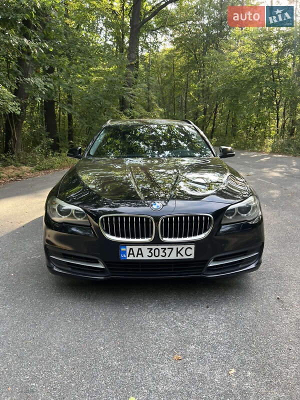 Универсал BMW 5 Series 2016 в Киеве