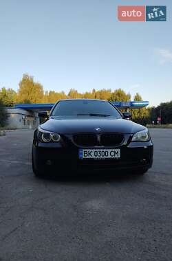 Седан BMW 5 Series 2004 в Славуті