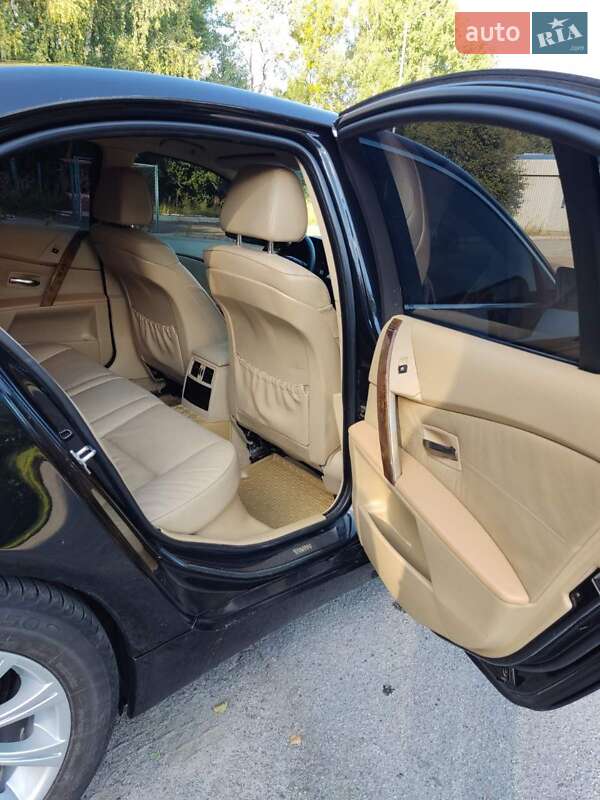 Седан BMW 5 Series 2004 в Славуте фото 5 Седан BMW 5 Series 2004 в Славуте