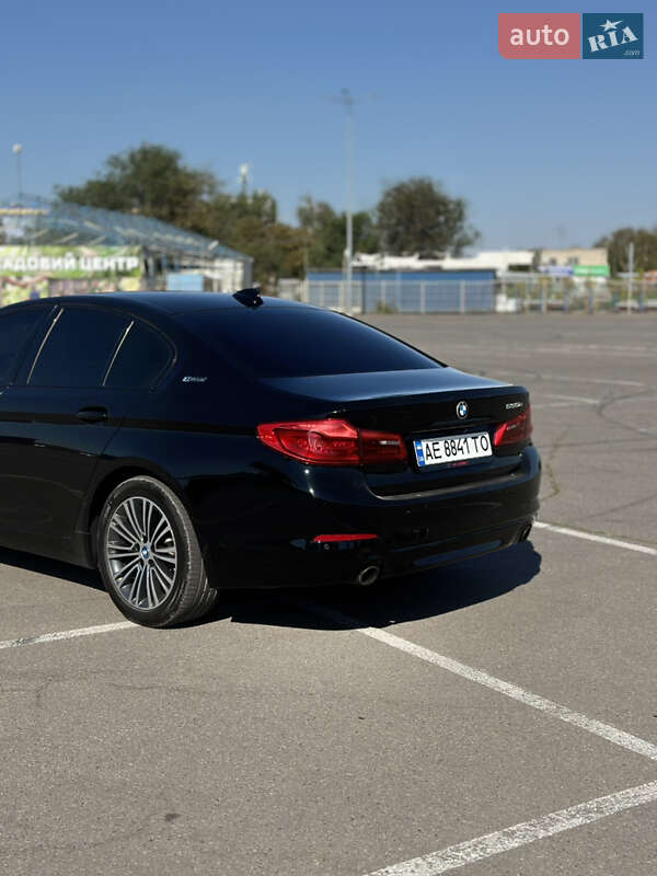 Седан BMW 5 Series 2018 в Дніпрі фото 13 Седан BMW 5 Series 2018 в Дніпрі