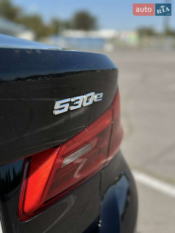 Седан BMW 5 Series 2018 в Дніпрі фото 16 Седан BMW 5 Series 2018 в Дніпрі