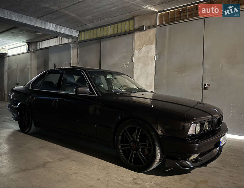 Седан BMW 5 Series 1989 в Києві фото 28 Седан BMW 5 Series 1989 в Києві