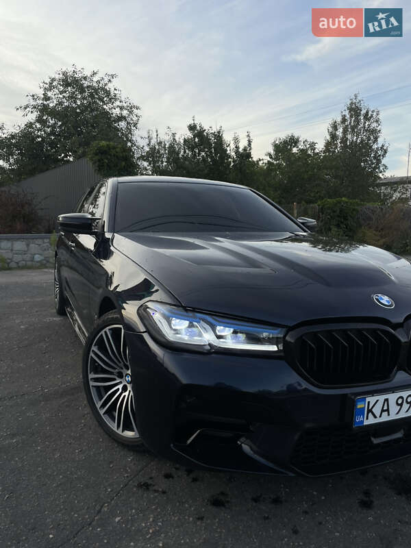 Универсал BMW 5 Series 2018 в Киеве